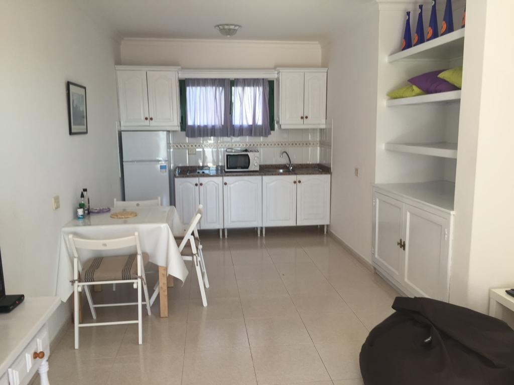 Apartamentos Flamboyant Adults Only Puerto del Carmen  Room photo