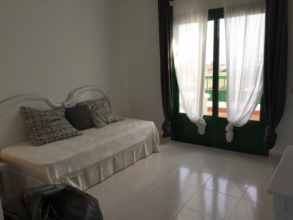 Apartamentos Flamboyant Adults Only Puerto del Carmen  Room photo