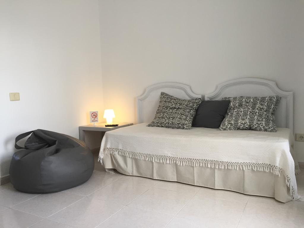 Apartamentos Flamboyant Adults Only Puerto del Carmen  Room photo