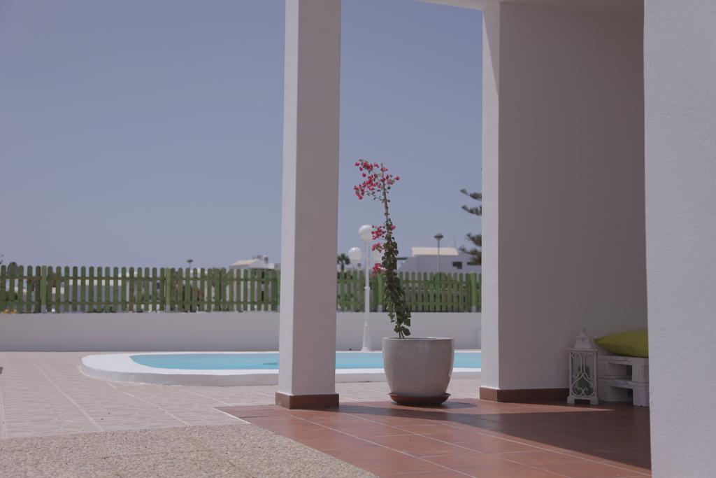 Apartamentos Flamboyant Adults Only Puerto del Carmen  Room photo