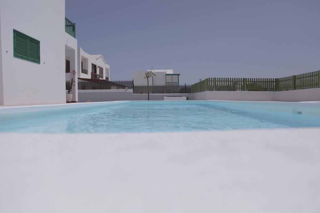 Apartamentos Flamboyant Adults Only Puerto del Carmen  Room photo